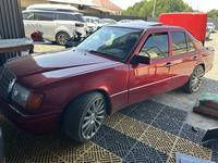 Mercedes-Benz E 280 1991 года за 2 000 000 тг. в Шымкент