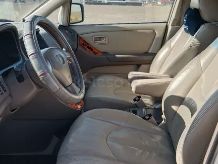 Lexus RX 300 2000 года за 5 000 000 тг. в Алматы – фото 12