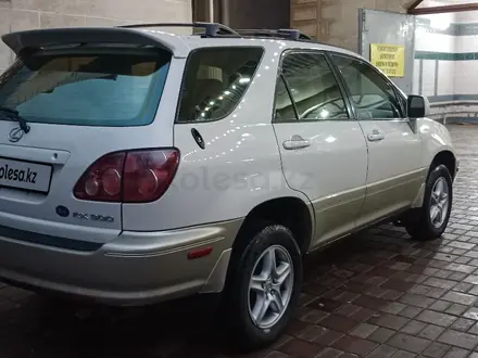 Lexus RX 300 2000 года за 6 000 000 тг. в Алматы