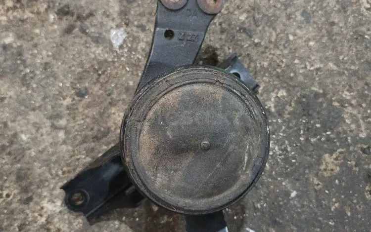 Подушка двигателя Ярис масляный за 25 000 тг. в Алматы
