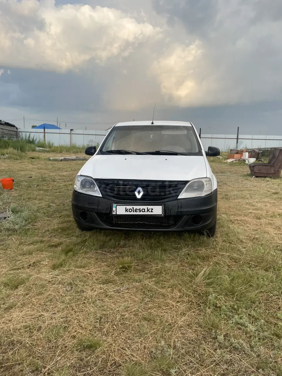 Renault Logan, 2012