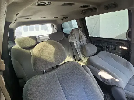 Kia Carnival 2006 года за 2 200 000 тг. в Тараз – фото 6