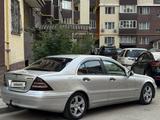 Mercedes-Benz C 180 2001 годаүшін2 899 000 тг. в Алматы – фото 3