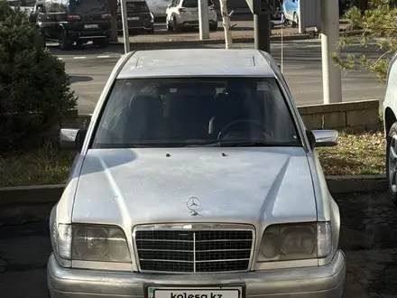 Mercedes-Benz E 250 1994 года за 1 500 000 тг. в Алматы – фото 2