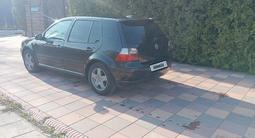 Volkswagen Golf 1998 годаfor2 100 000 тг. в Алматы – фото 4