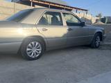 Mercedes-Benz E 230 1992 года за 850 000 тг. в Тараз – фото 5