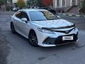 Toyota Camry 2023 года за 17 200 000 тг. в Астана