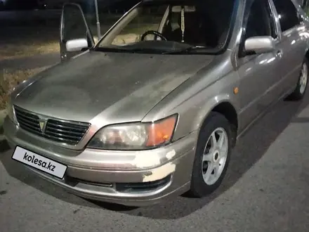 Toyota Vista 1998 года за 1 700 000 тг. в Талдыкорган – фото 2