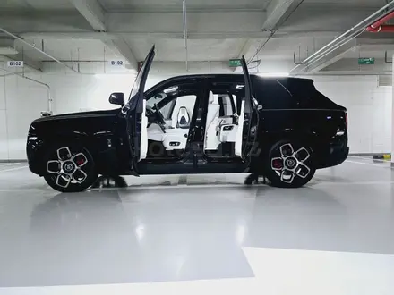 Rolls-Royce Cullinan 2021 года за 207 000 000 тг. в Алматы – фото 2