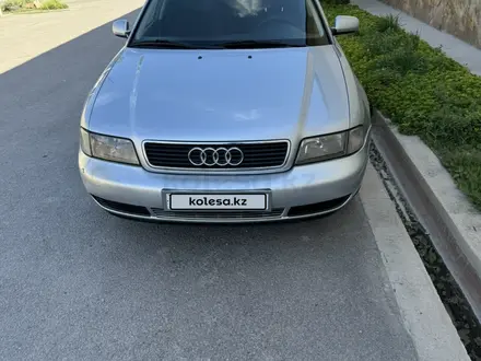 Audi A4 1996 года за 2 500 000 тг. в Шымкент