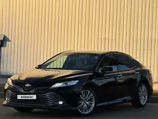 Toyota Camry, 2018