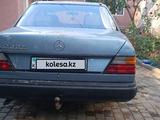 Mercedes-Benz E 230 1986 годаүшін800 000 тг. в Алматы – фото 3