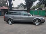 Volkswagen Passat 2001 годаүшін3 200 000 тг. в Алматы