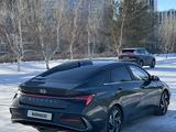 Hyundai Elantra 2023 года за 9 500 000 тг. в Астана – фото 2