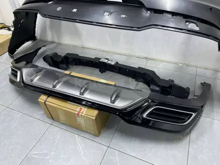 Накладка в бампер задний KIA K5 2021-2025 NEW ORIGINAL за 95 000 тг. в Алматы – фото 5
