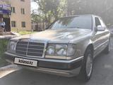 Mercedes-Benz E 260 1989 года за 1 350 000 тг. в Тараз – фото 3