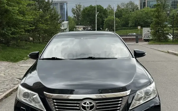 Toyota Camry 2013 года за 10 000 000 тг. в Алматы