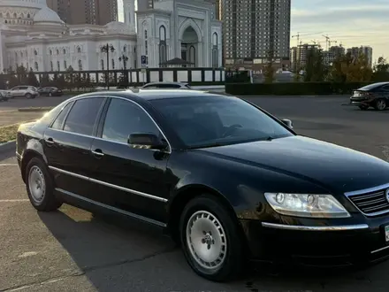 Volkswagen Phaeton 2003 года за 5 000 000 тг. в Астана – фото 6