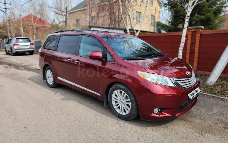 Toyota Sienna 2015 годаүшін14 500 000 тг. в Астана