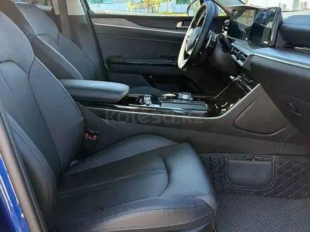 Kia K5 2025 года за 12 500 000 тг. в Астана – фото 20