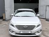 Hyundai Sonata 2015 года за 8 200 000 тг. в Шымкент – фото 2