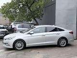 Hyundai Sonata 2015 года за 8 200 000 тг. в Шымкент – фото 4