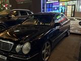 Mercedes-Benz E 320 2000 года за 4 700 000 тг. в Астана