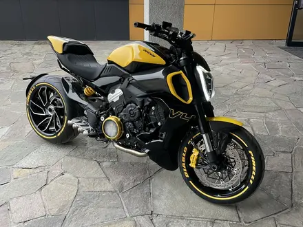 Ducati  Diavel V4 2025 года за 29 450 000 тг. в Алматы