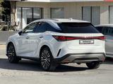 Lexus RX 300 2024 года за 37 000 000 тг. в Атырау – фото 2