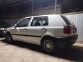 Volkswagen Golf 1993 годаfor1 500 000 тг. в Тараз