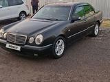 Mercedes-Benz E 320 1997 года за 2 500 000 тг. в Актобе – фото 3