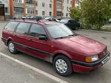 Volkswagen Passat 1993 годаүшін1 300 000 тг. в Астана – фото 4