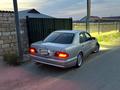 Mercedes-Benz E 320 1997 года за 2 490 000 тг. в Актау – фото 16
