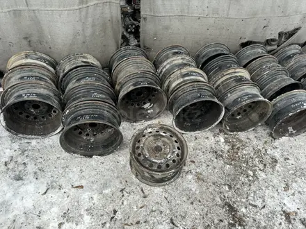 Диски металлические комплект за 40 000 тг. в Алматы – фото 2