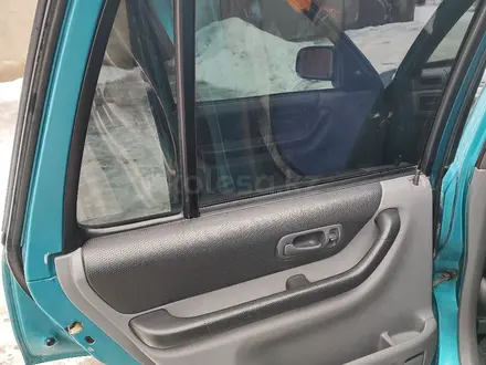 Honda CR-V 1996 года за 2 000 000 тг. в Караганда – фото 9