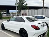 Mercedes-Benz C 180 2018 года за 13 390 000 тг. в Алматы – фото 5