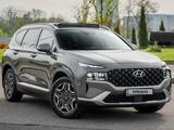 Hyundai Santa Fe 2021 года за 19 000 000 тг. в Алматы