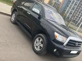 Toyota Sequoia 2011 года за 16 000 000 тг. в Астана