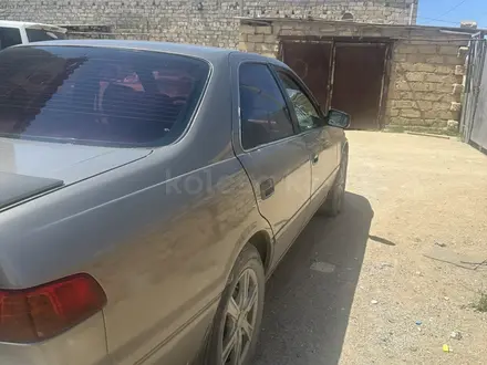 Toyota Camry 2000 года за 3 300 000 тг. в Актау – фото 3