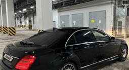 Mercedes-Benz S 500 2007 года за 7 500 000 тг. в Астана – фото 3