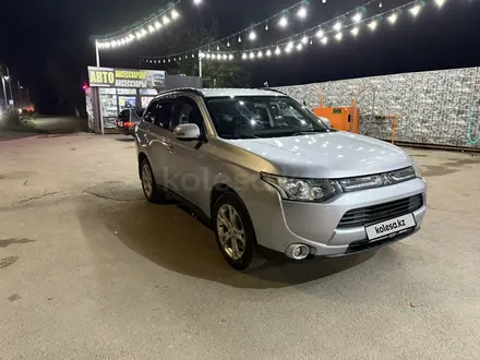 Mitsubishi Outlander 2013 года за 8 000 000 тг. в Алматы – фото 4