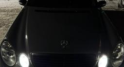 Mercedes-Benz E 500 2003 года за 6 200 000 тг. в Астана