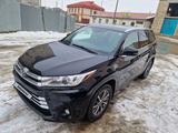 Toyota Highlander 2019 годаfor17 000 000 тг. в Кызылорда