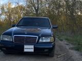 Mercedes-Benz C 180 1995 года за 1 400 000 тг. в Усть-Каменогорск – фото 2