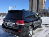 Toyota Land Cruiser 2010 года за 19 500 000 тг. в Астана – фото 2