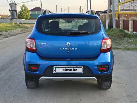 Renault Sandero Stepway 2015 года за 3 990 000 тг. в Актобе – фото 31