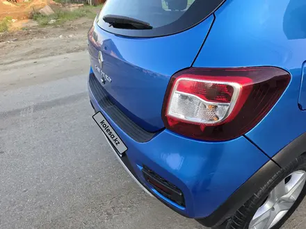 Renault Sandero Stepway 2015 года за 3 990 000 тг. в Актобе – фото 42