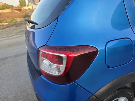 Renault Sandero Stepway 2015 года за 3 990 000 тг. в Актобе – фото 43