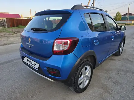 Renault Sandero Stepway 2015 года за 3 990 000 тг. в Актобе – фото 62
