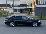 Toyota Camry 2019 годаүшін13 750 000 тг. в Жезказган – фото 4